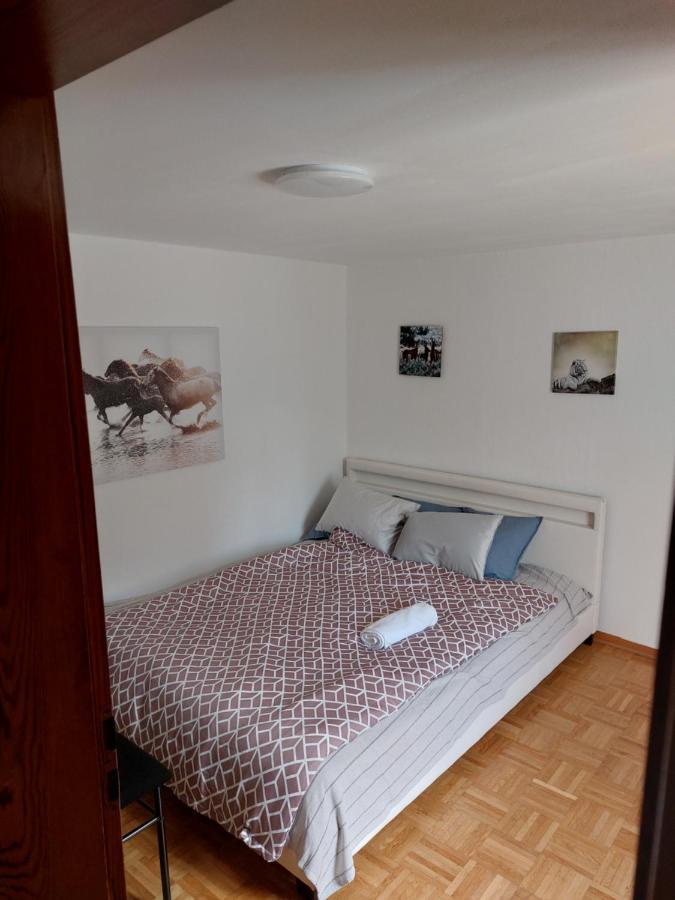 Bistro St.Georges Appartement Kornwestheim Buitenkant foto